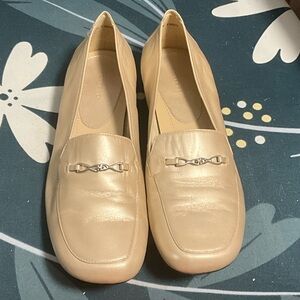 Trotters loafer